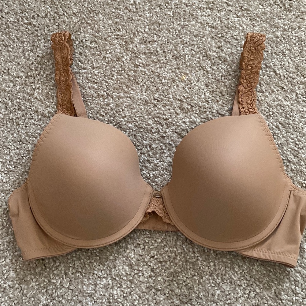 Like New! Natori bra 34C